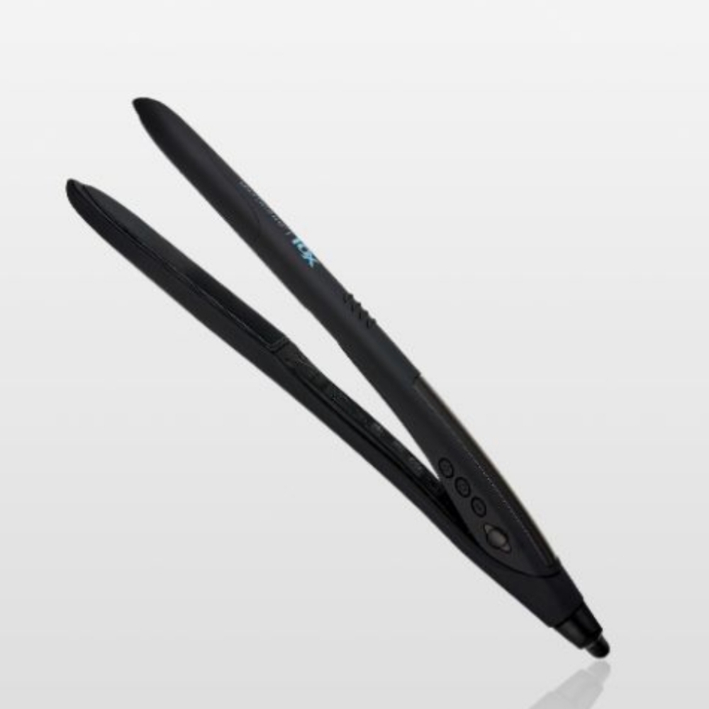 Bio ionic 10X styling vibrating iron.